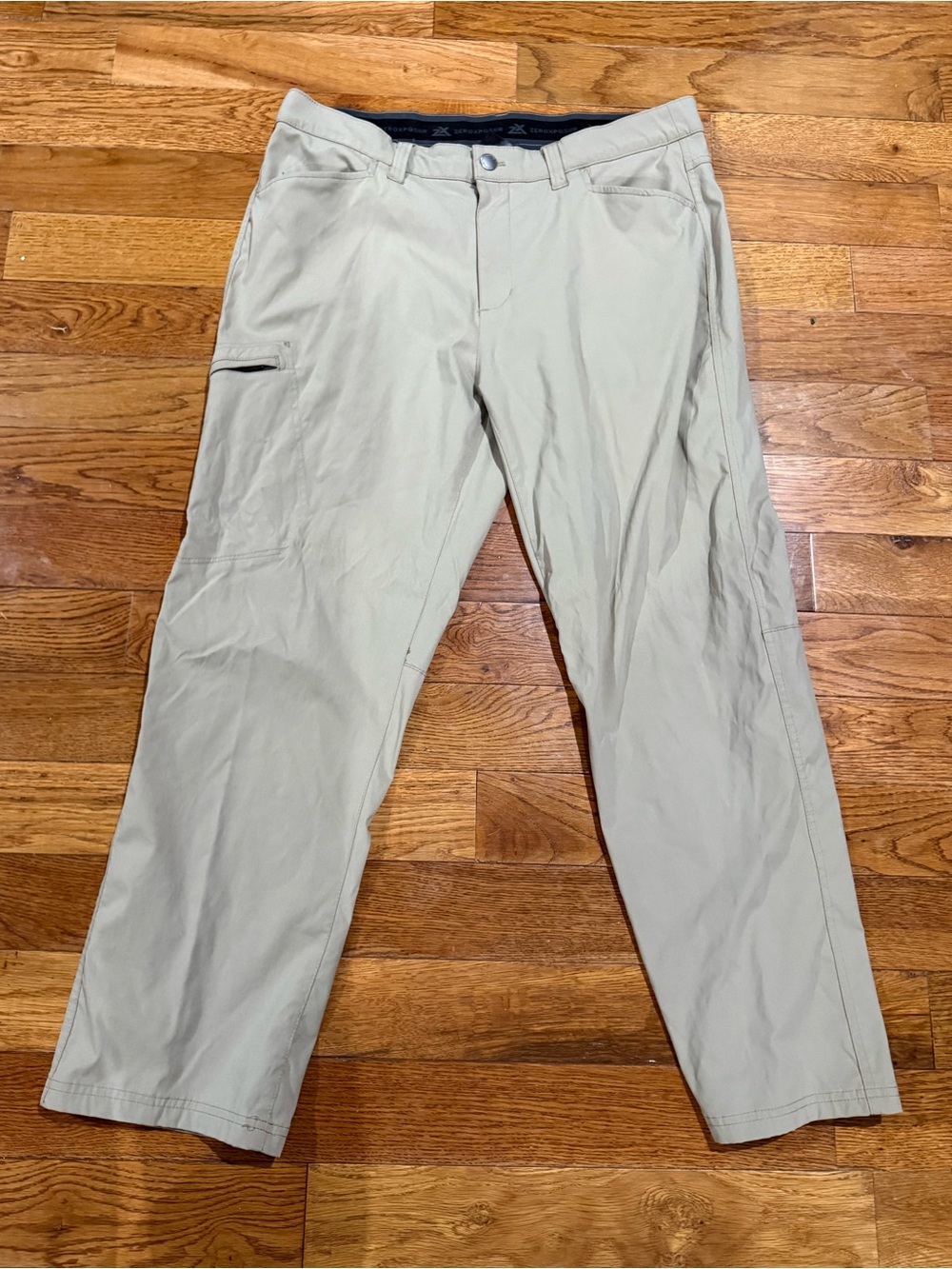 Zeroexposure khaki travel series pants.
